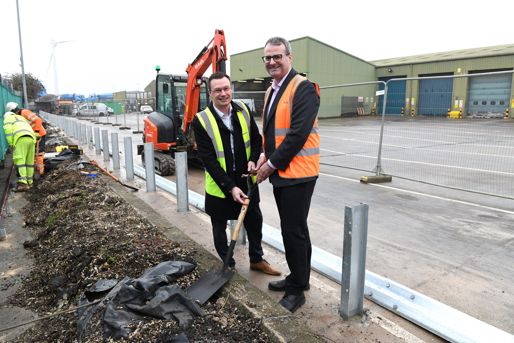Matt Cranwell and Councillor Mark Ieronimo breaking ground on new electric bus facilities at Foster Street